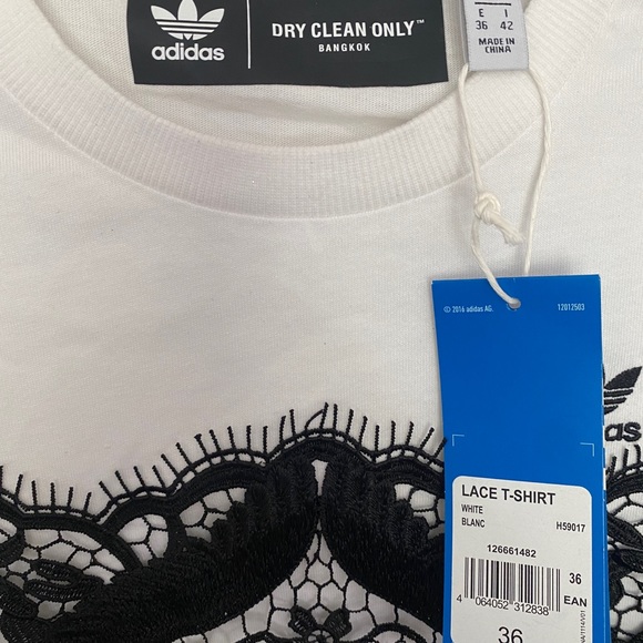 adidas | Lace T-Shirt - Picture 3 of 6